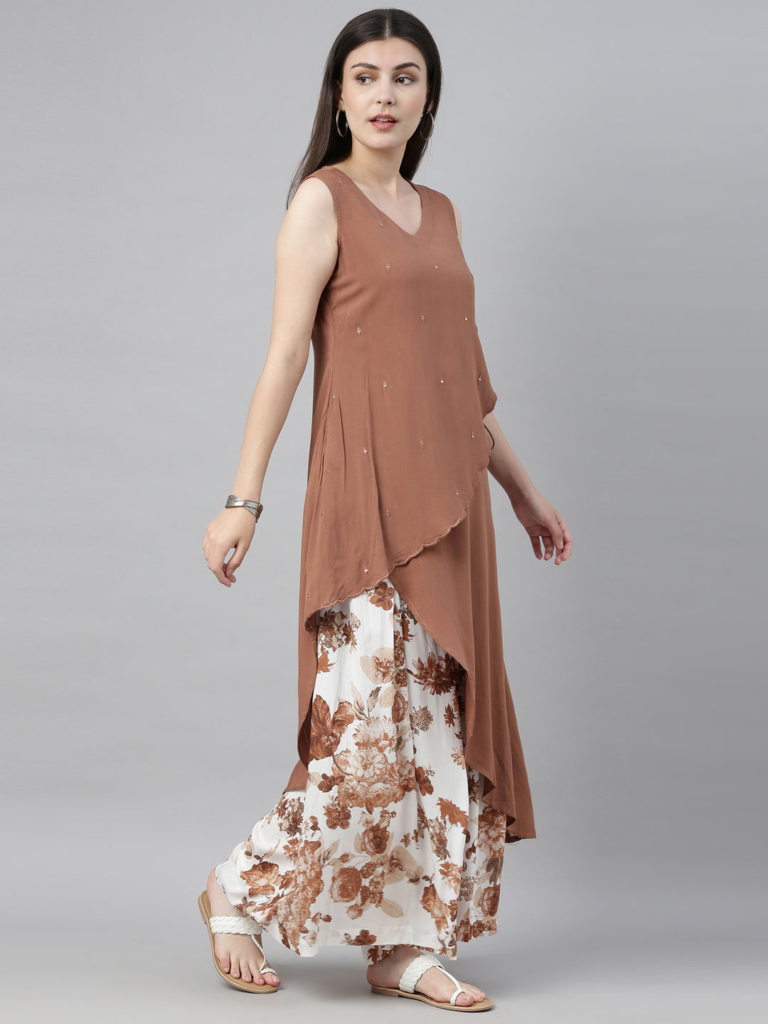 Neerus Brown embellished kurta set with palazzo - detail view 3