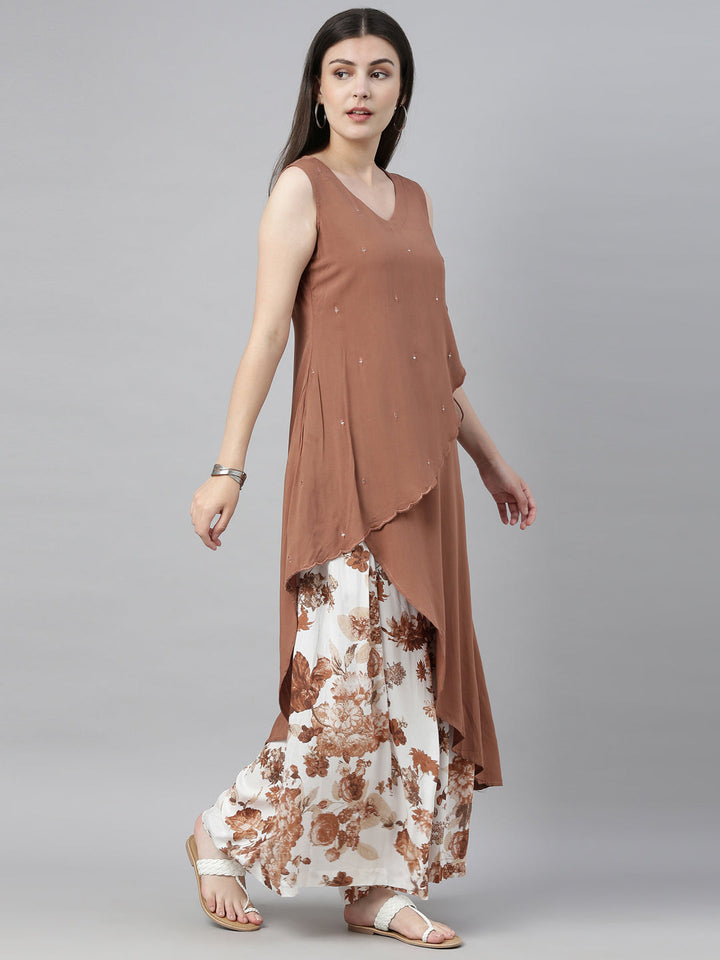 Neerus Brown embellished kurta set with palazzo - detail view 3