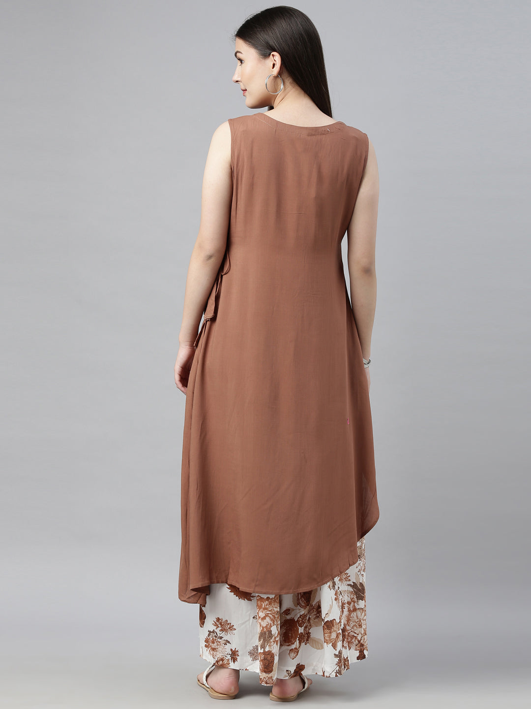 Neerus Brown embellished kurta set with palazzo - detail view 4