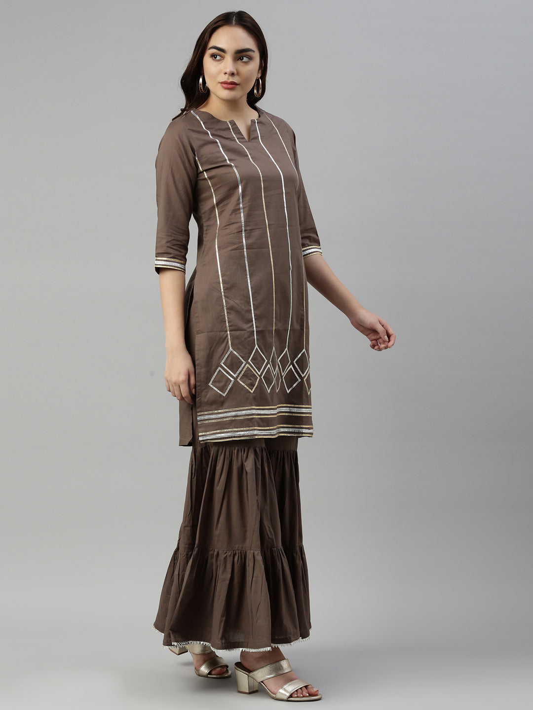 Neerus Green Rayon Solid Kurta Set - detail view 1