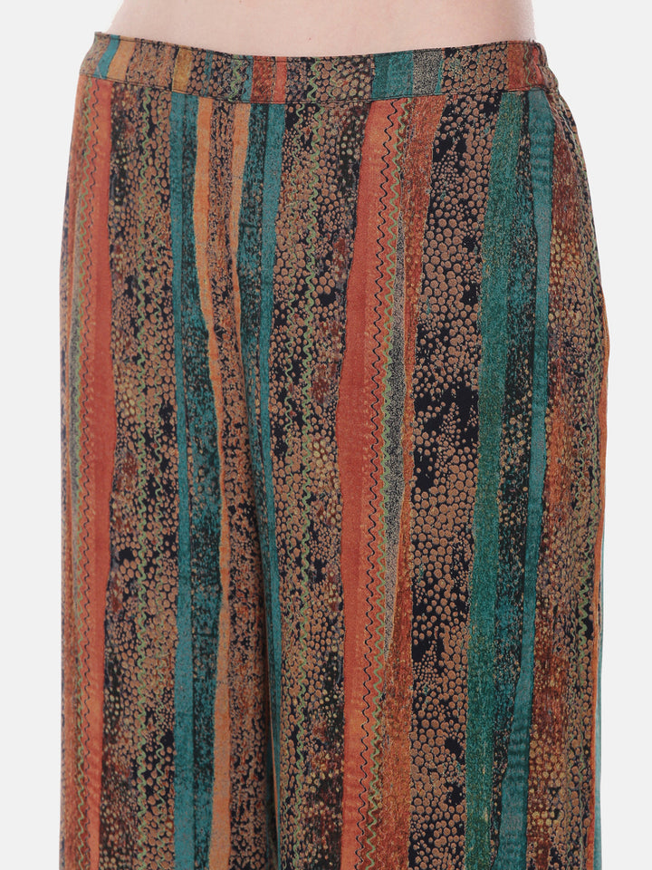 Neerus Orange rayon embroidered straight kurta - detail view 4