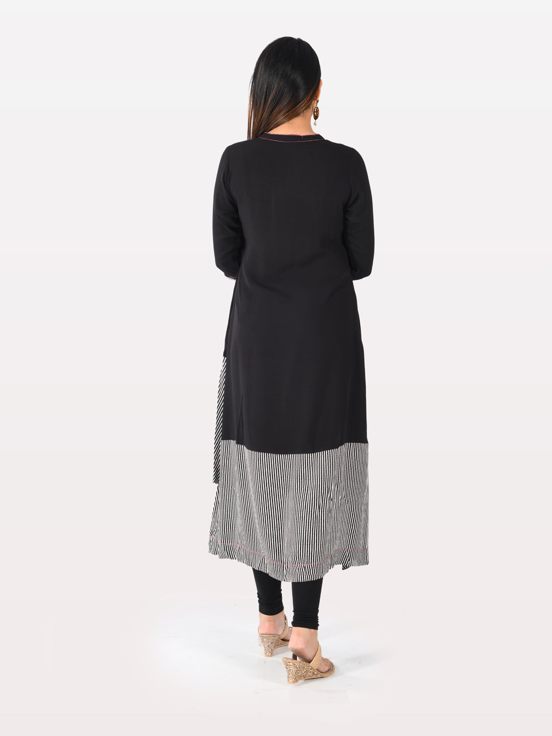 Neerus Black rayon solid kurti - side view
