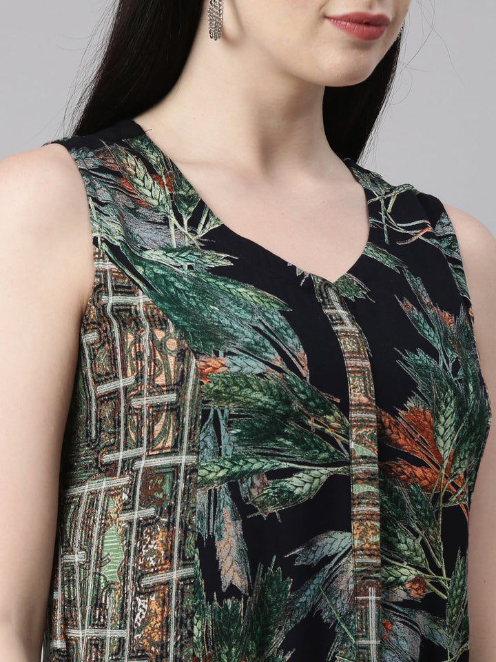 Neerus Green georgette printed Anarkali kurta - detail view 4