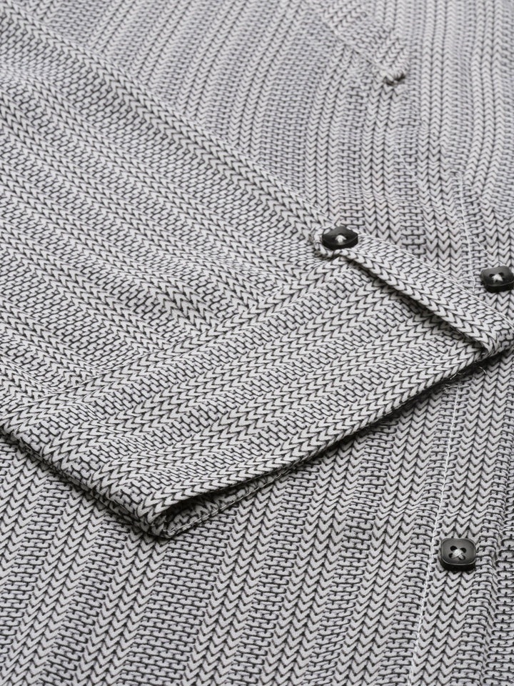 Neerus Grey cotton printed kurti with mandarin collar - detail view 2