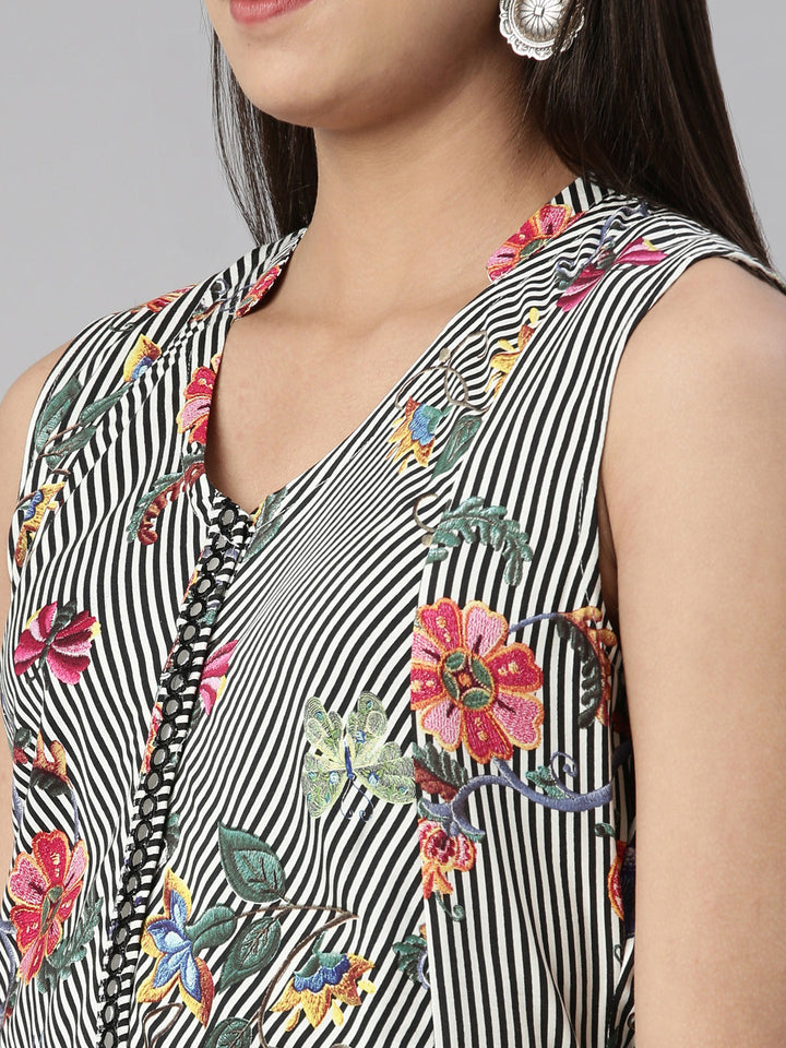 Neerus Multi cotton silk printed high-low kurti - detail view 1