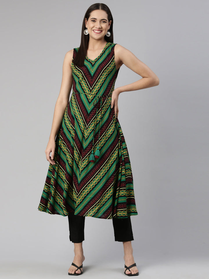 Neerus Multi cotton chevron printed kurti - detail view 3
