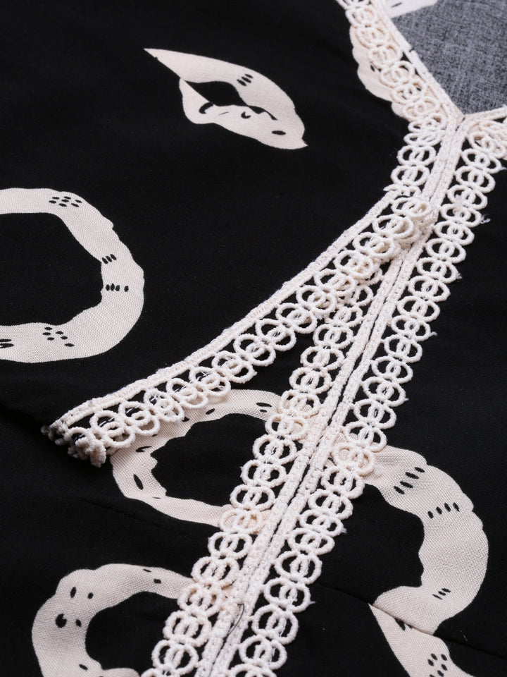 Neerus Black cotton anarkali kurta - detail view 2