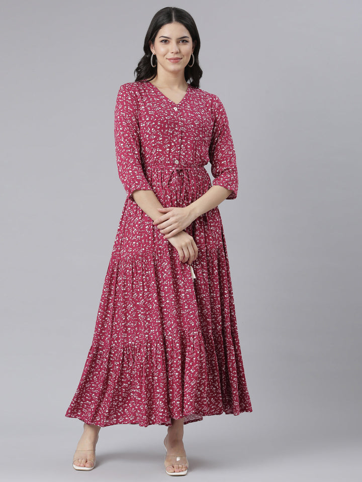 Neerus Pink floral printed straight dress - detail view 2