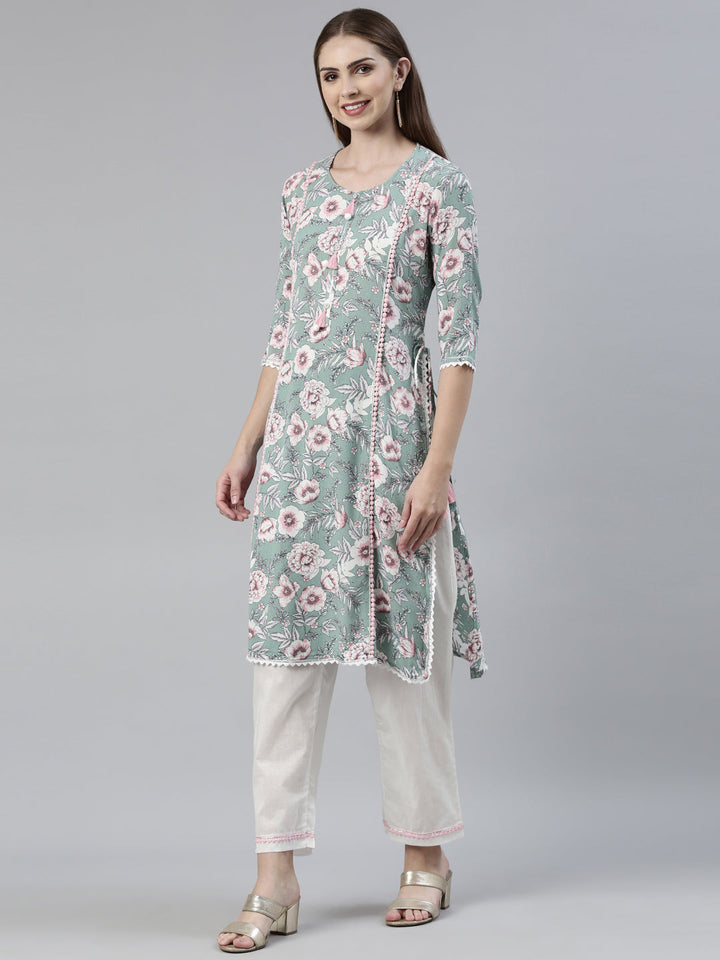 Neerus Green printed straight kurta set with trousers - back view