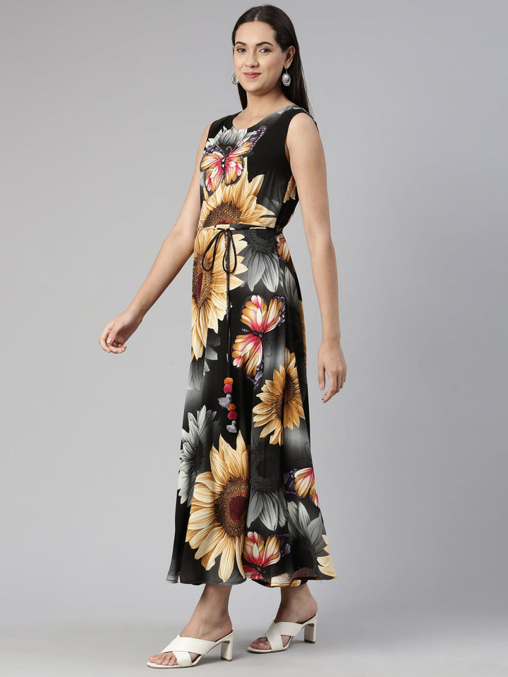 Neerus Grey printed floral maxi dress - back view