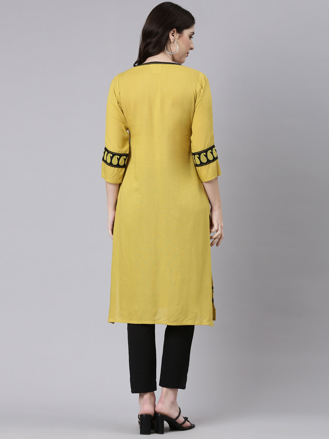 Neerus Green viscose rayon solid straight kurti - side view