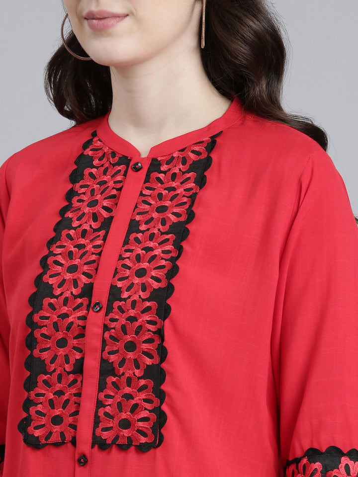 Neerus Red rayon solid straight kurti - detail view 1
