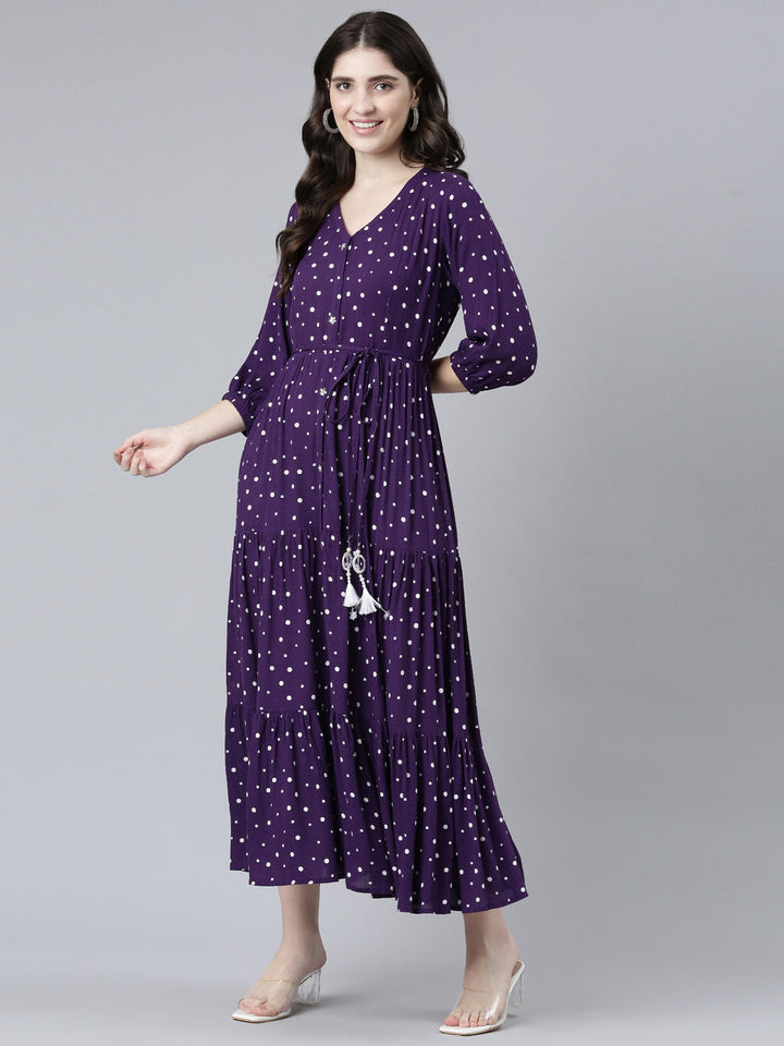 Neerus Purple printed straight gown - detail view 2