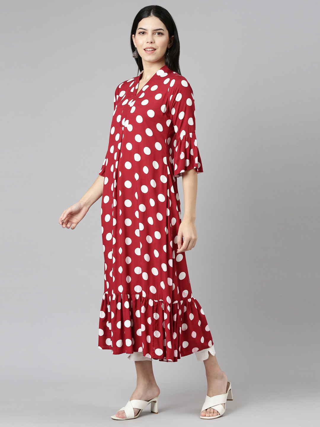 Neerus Maroon rayon printed straight kurti - back view