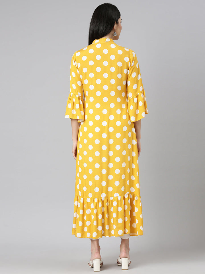 Neerus Yellow rayon printed straight kurti - side view