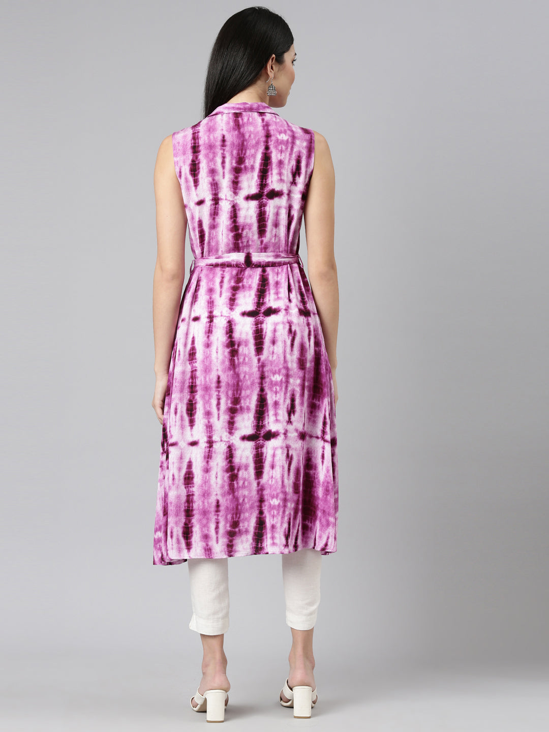 Neerus Pink rayon printed A-line kurti - side view