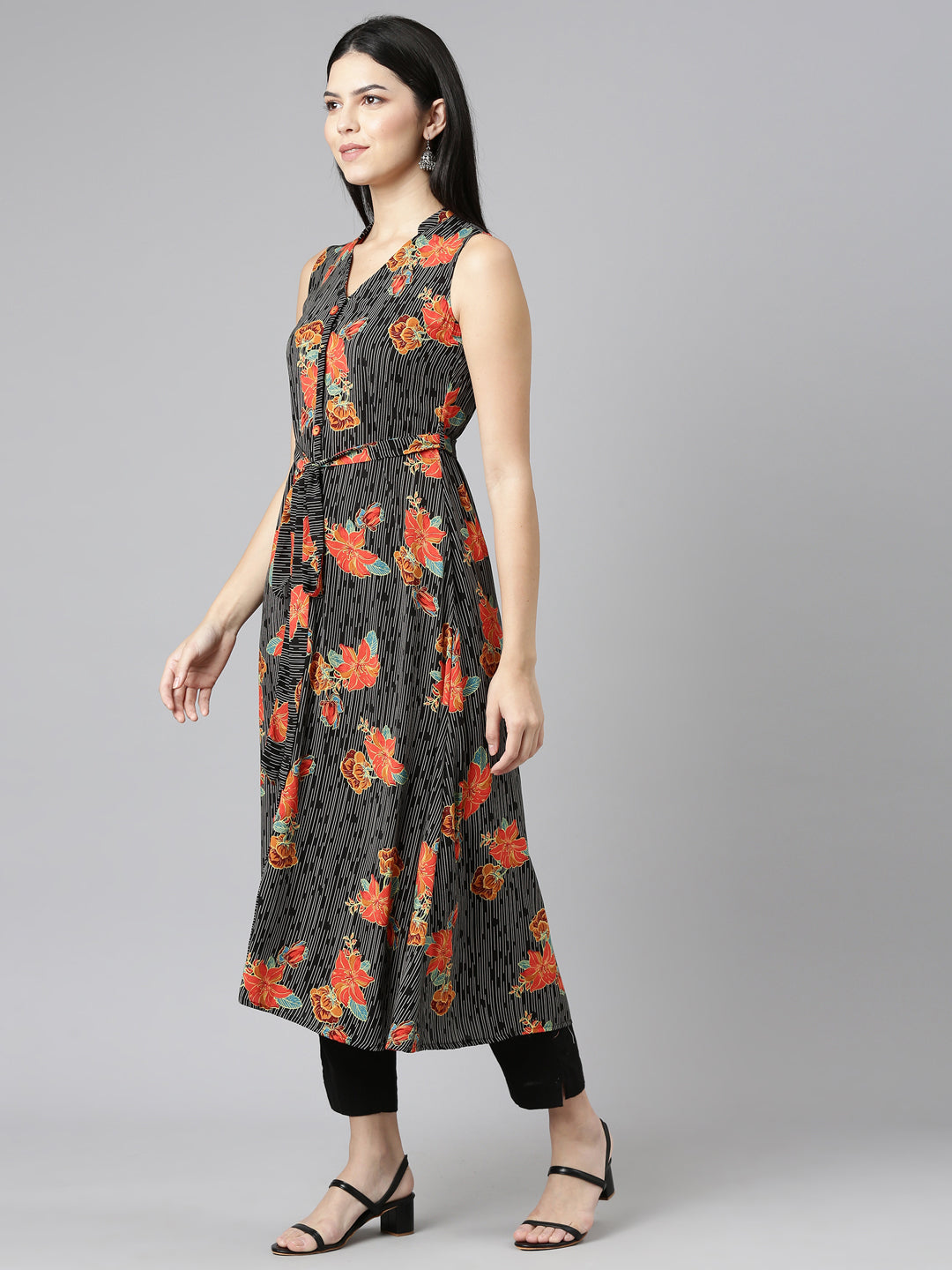 Neerus Black rayon printed straight kurti - back view