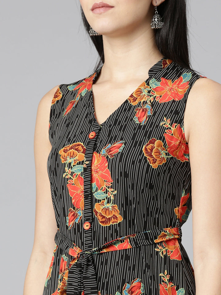 Neerus Black rayon printed straight kurti - detail view 1