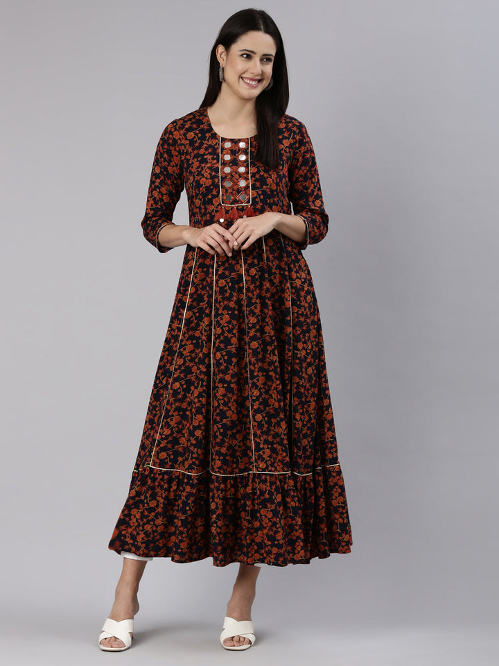 Neerus Blue printed floral straight dress - detail view 2