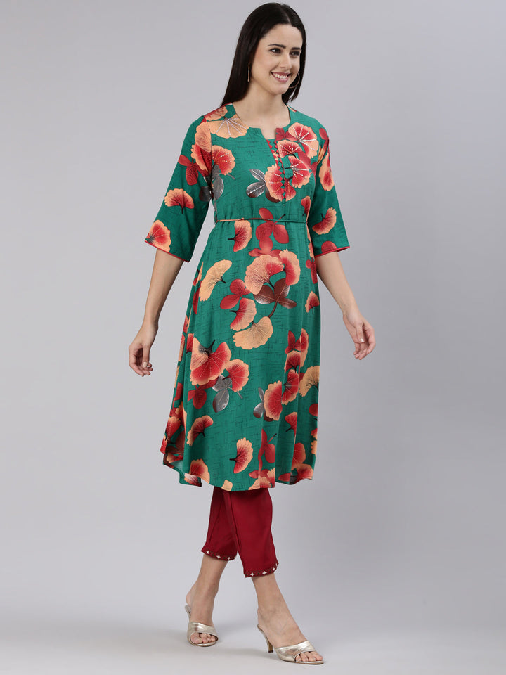 Neerus Green Regular Straight Floral Kurtas