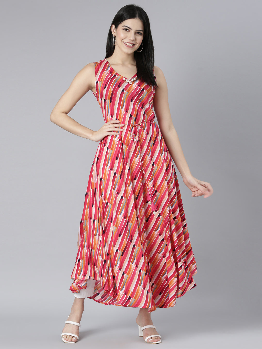 Neerus Pink rayon printed high-low dress - detail view 2
