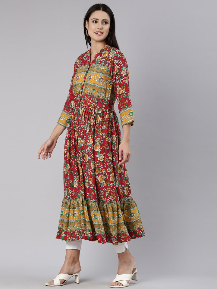 Neerus Red rayon printed floral straight dress - back view