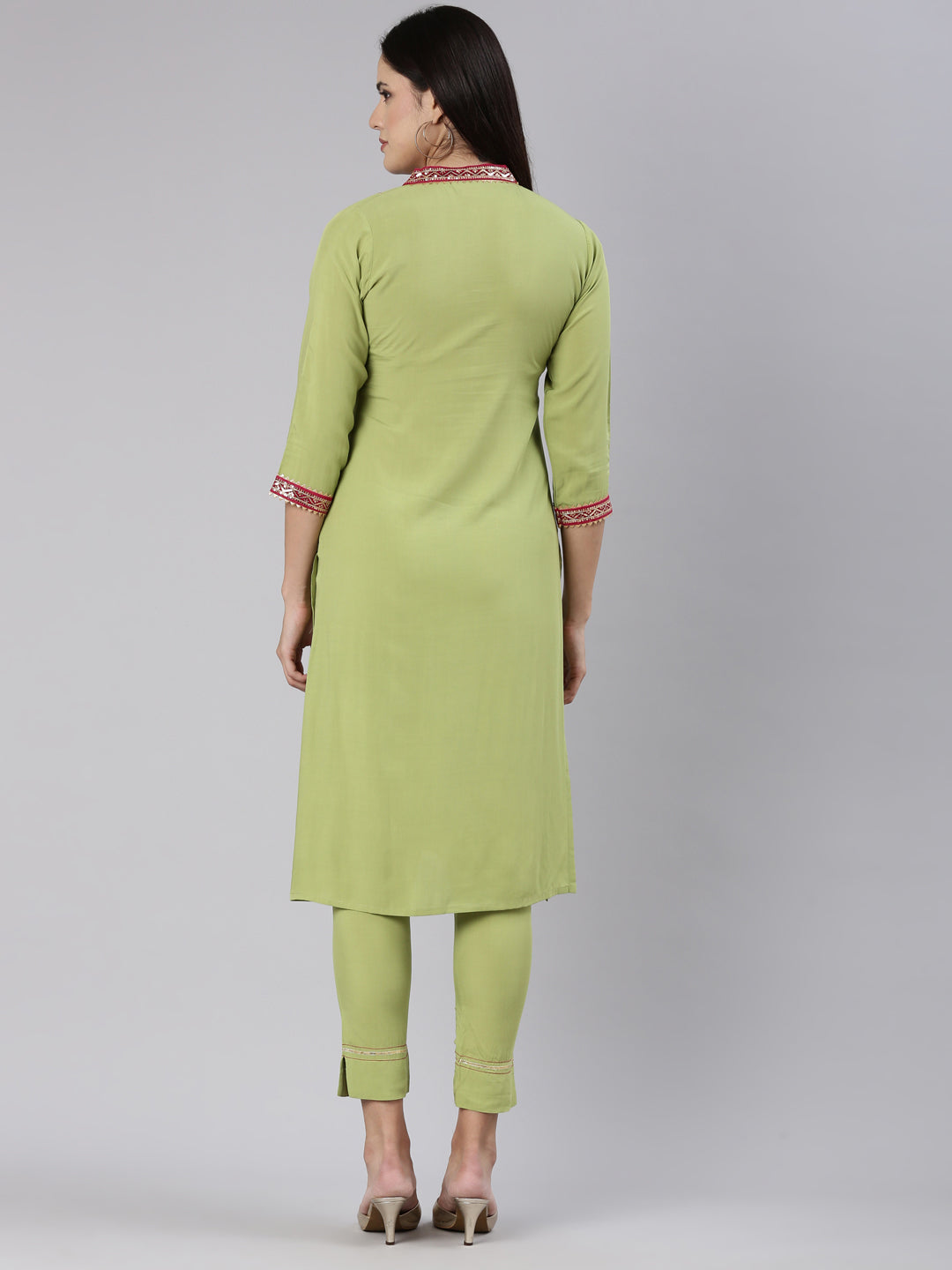 Neerus Green rayon solid kurta set - side view