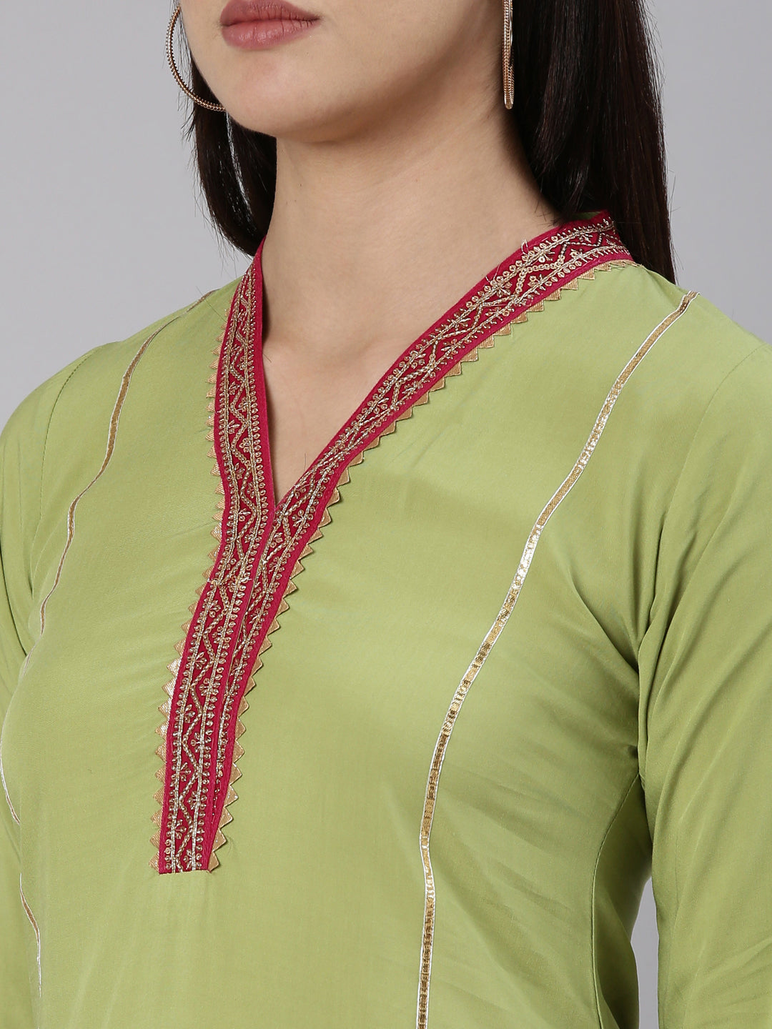 Neerus Green rayon solid kurta set - detail view 1