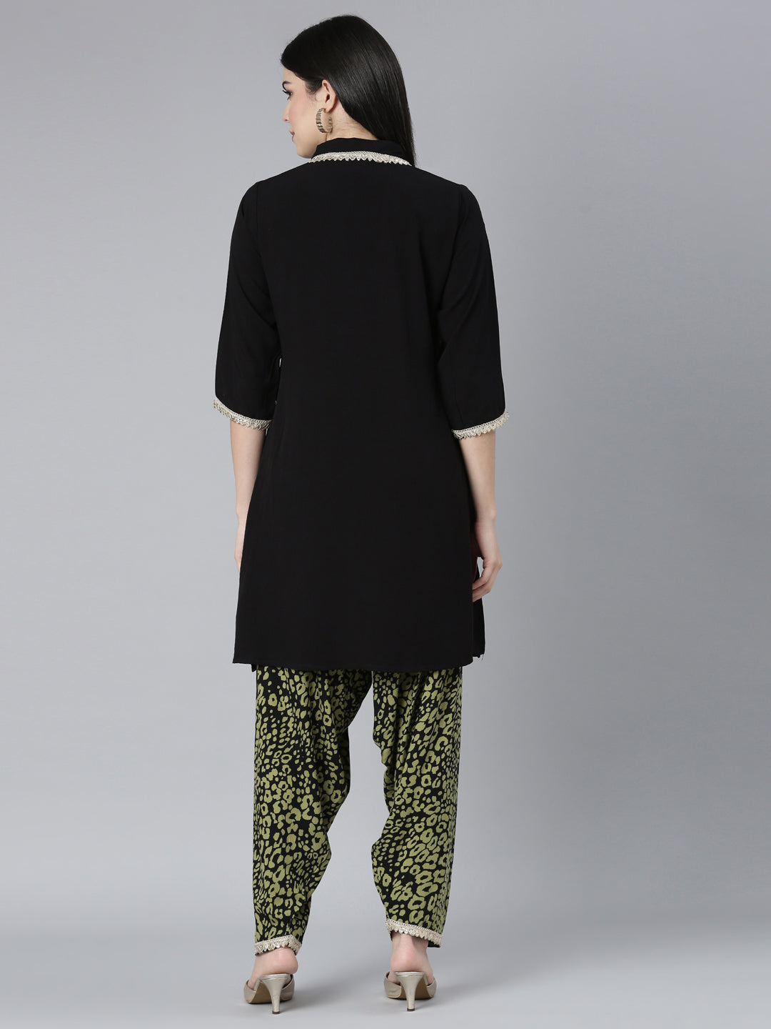 Neerus Black rayon solid kurta set - side view