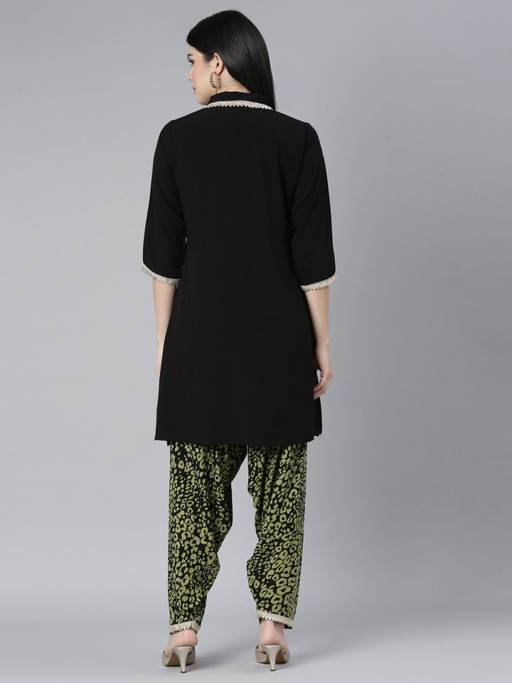 Neerus Black rayon solid kurta set - side view