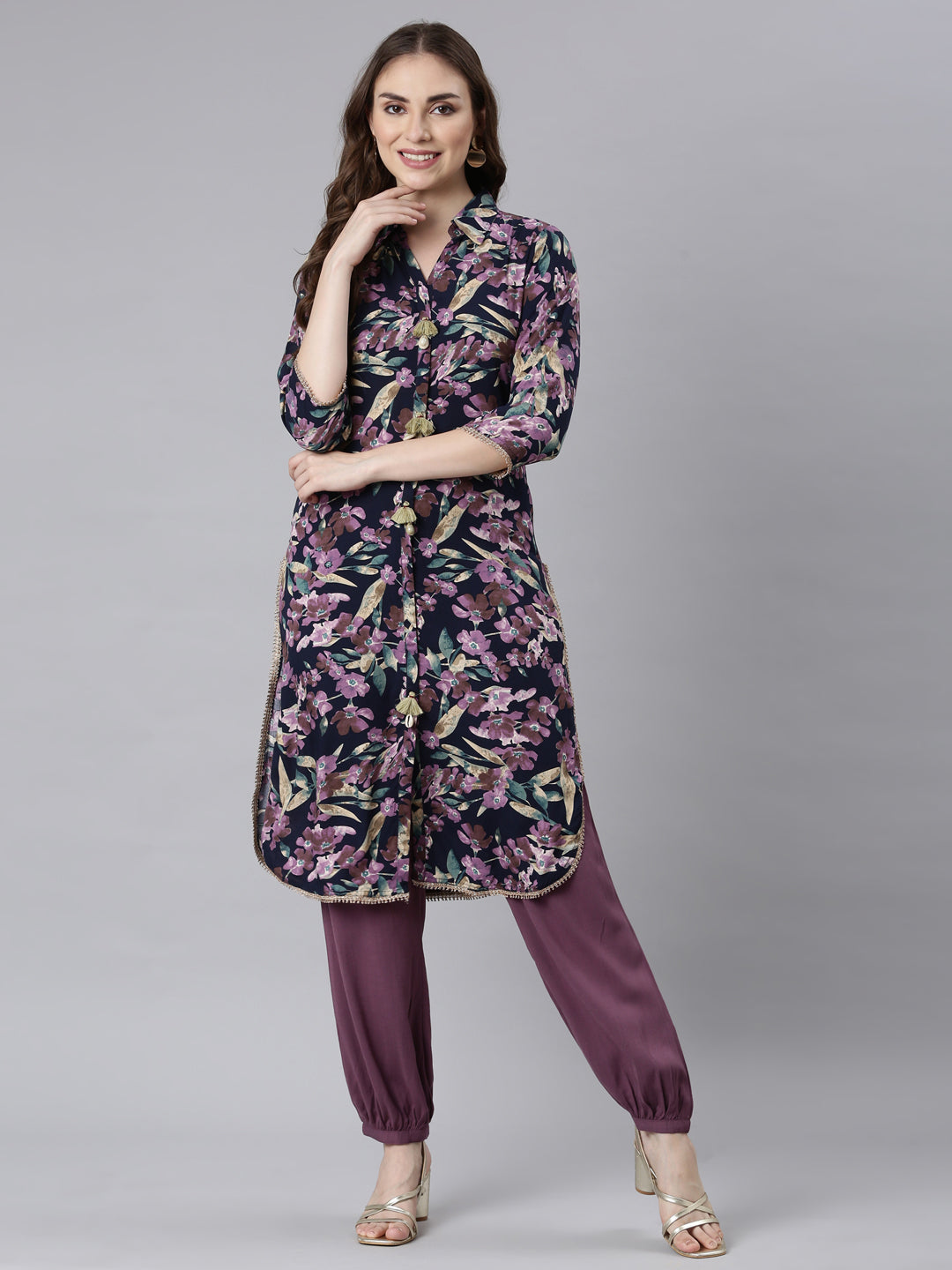 Neerus Multi rayon printed kurta set with trousers - detail view 2