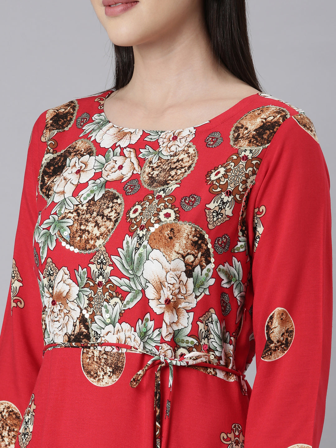 Neerus Red floral printed maxi dress - detail view 2