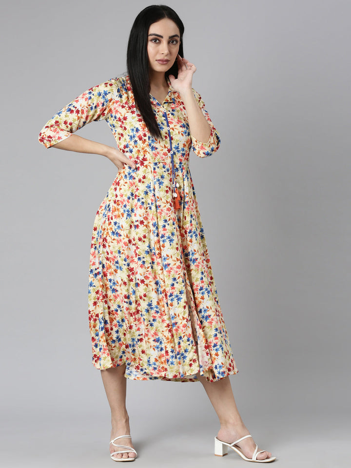 Neerus Yellow rayon printed flared dress - detail view 2