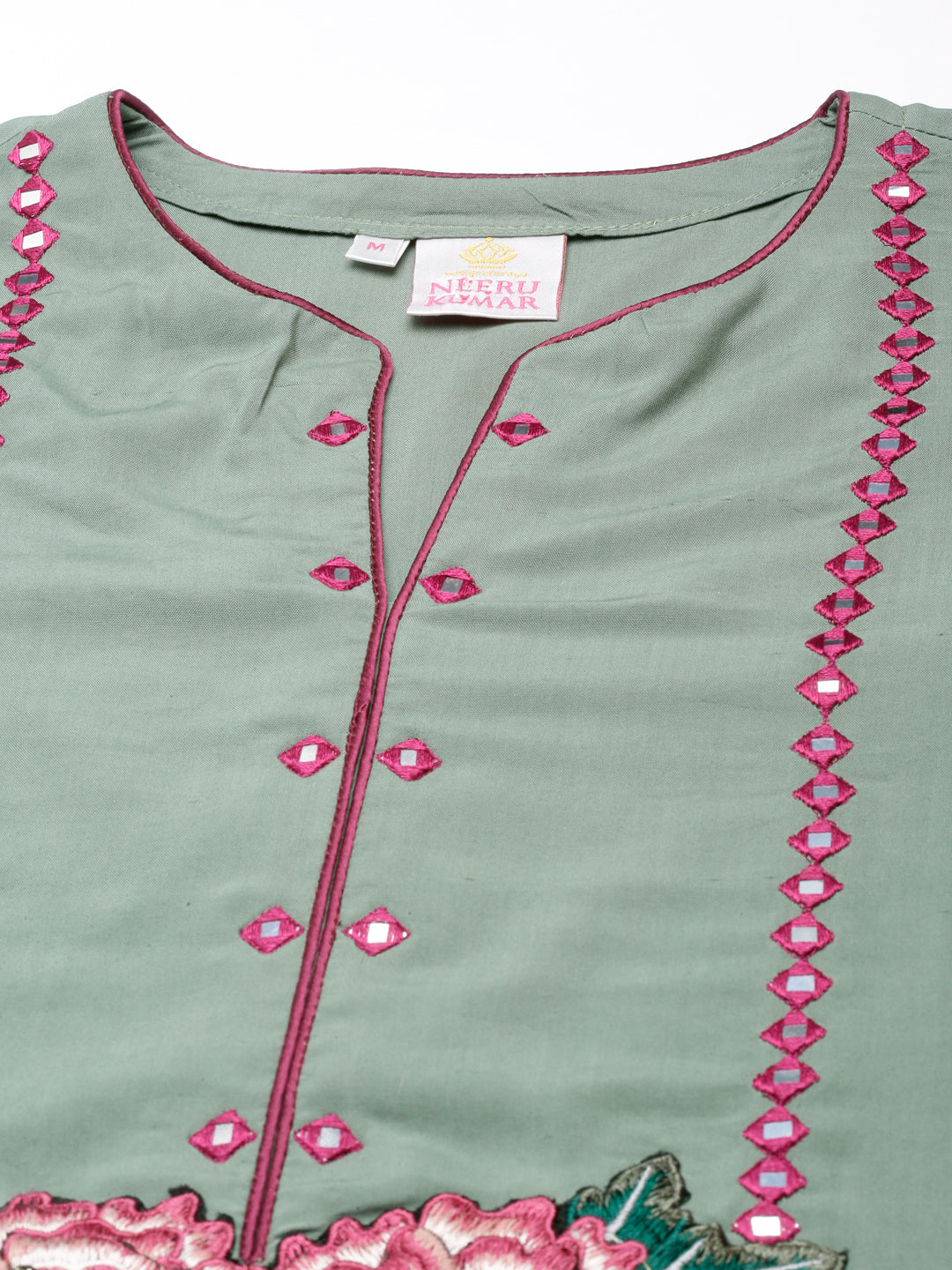 Neerus Green chiffon flared maxi dress - detail view 1