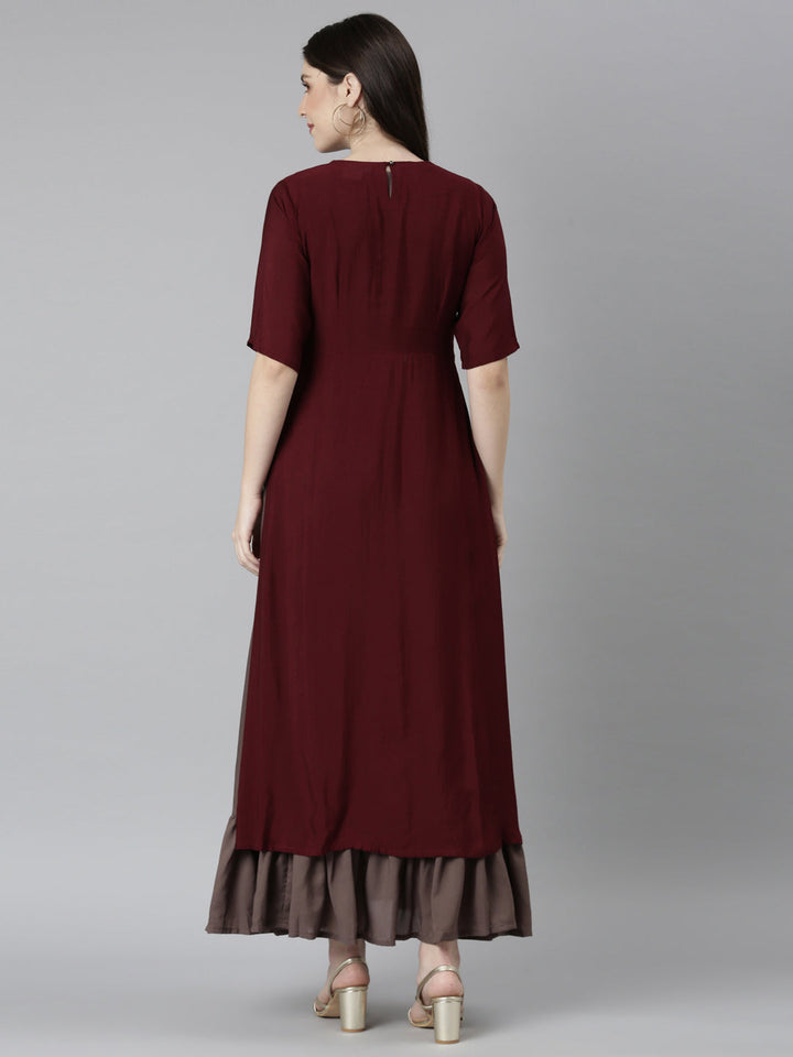 Neerus Brown floral printed straight dress - detail view 2
