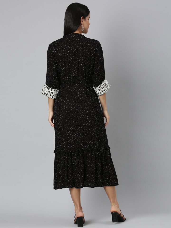 Neerus Black embroidered straight kurti - side view