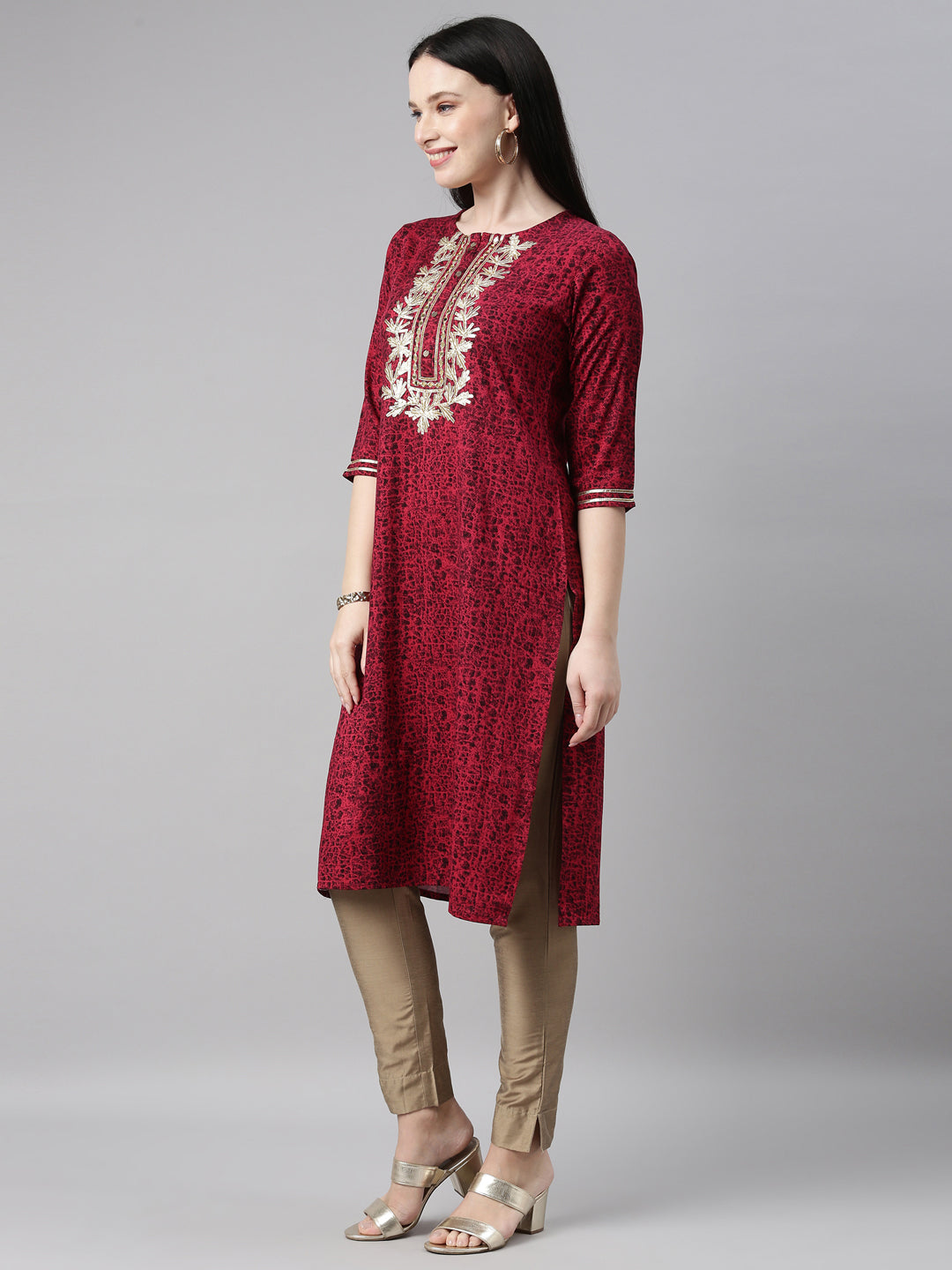 Neerus Pink cotton printed kurti straight silhouette - back view
