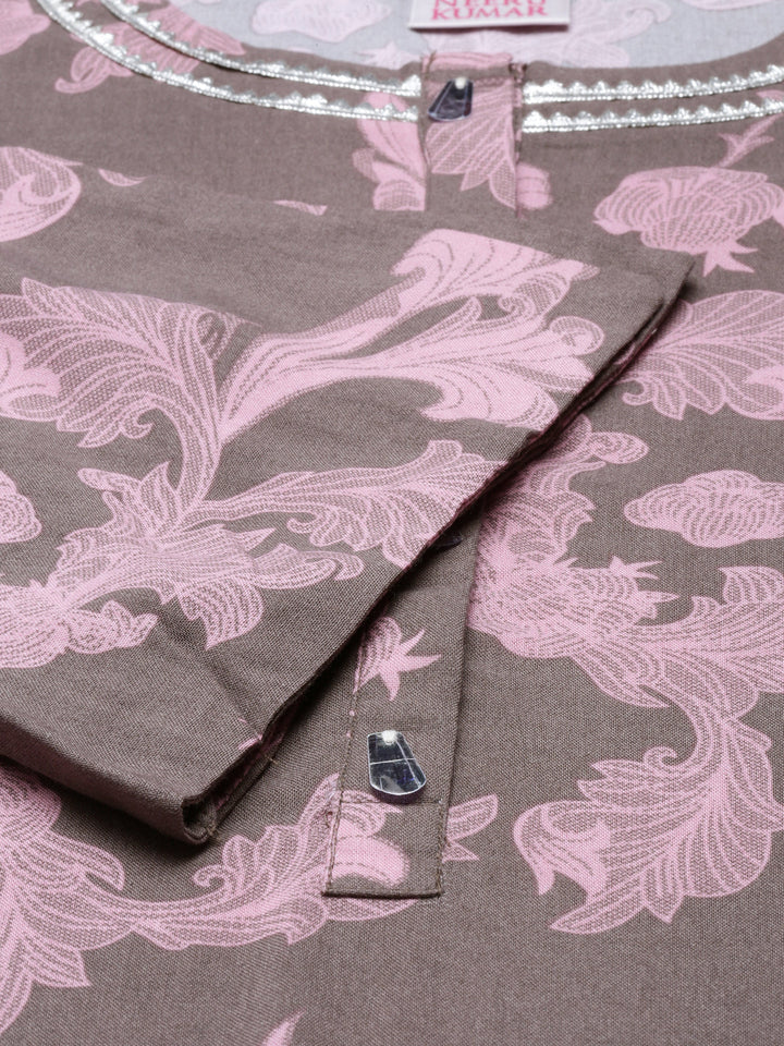 Neerus Grey rayon printed kurti - detail view 4