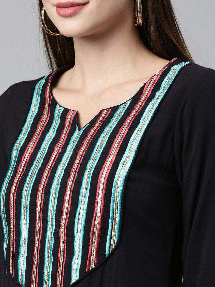 Neerus Black viscose rayon embellished kurta set - side view