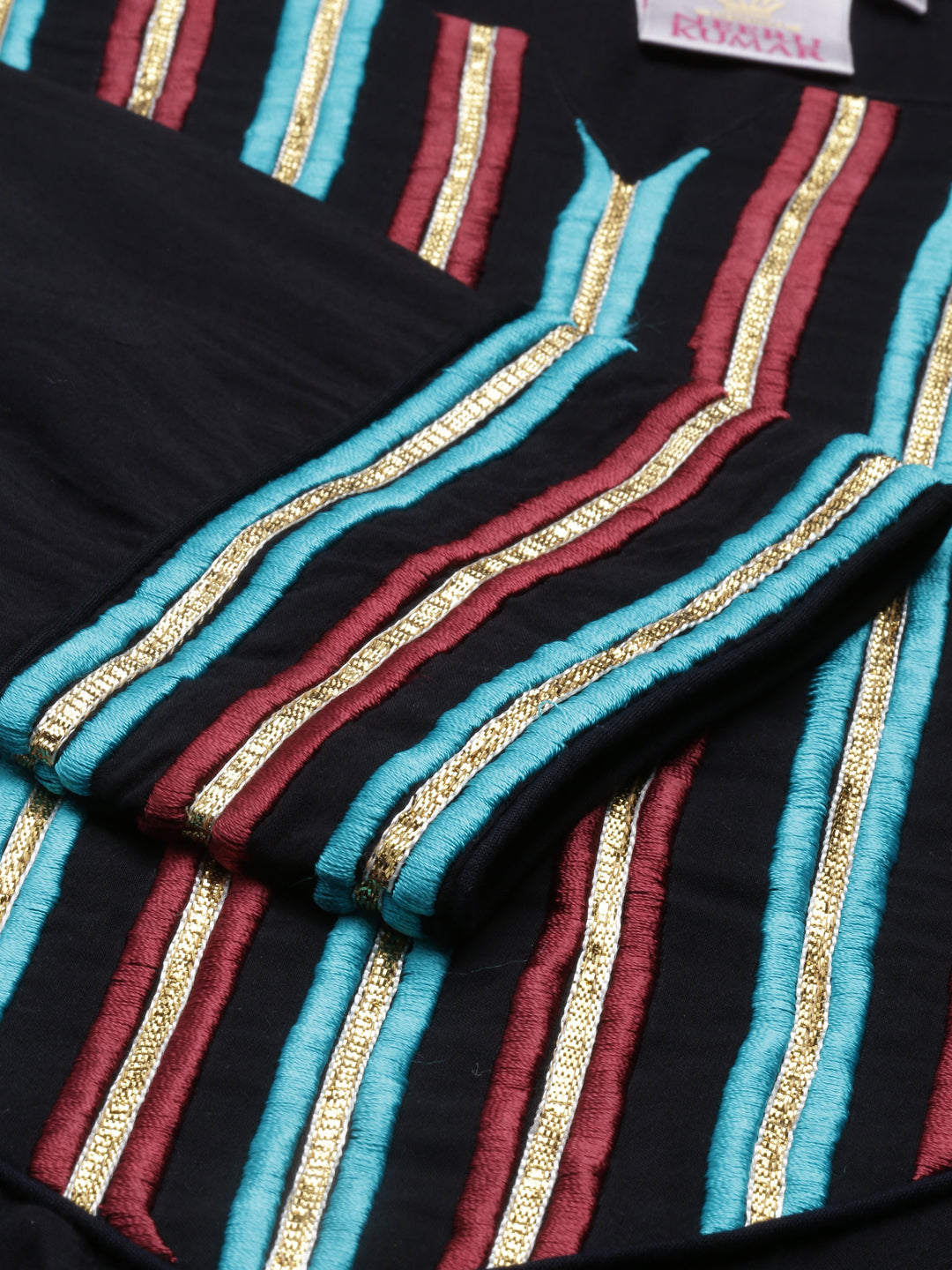 Neerus Black viscose rayon embellished kurta set - detail view 4