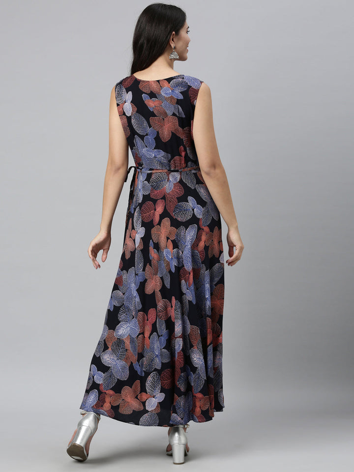 Neerus Blue rayon printed kurta A-line silhouette - side view