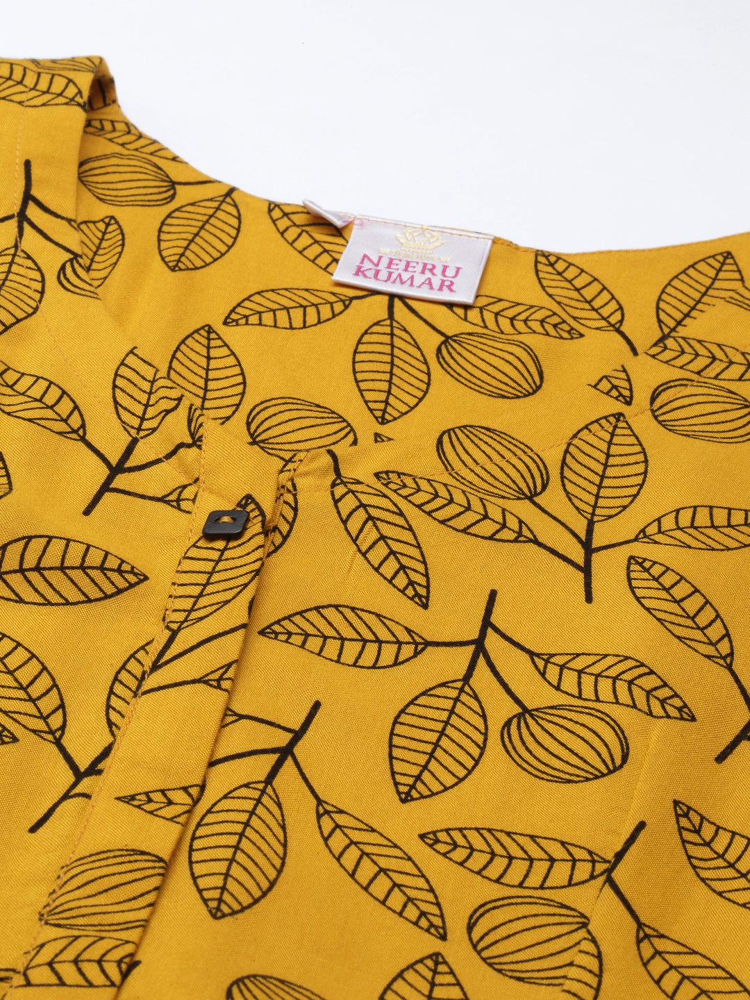 Neerus Yellow rayon printed kurta - detail view 3