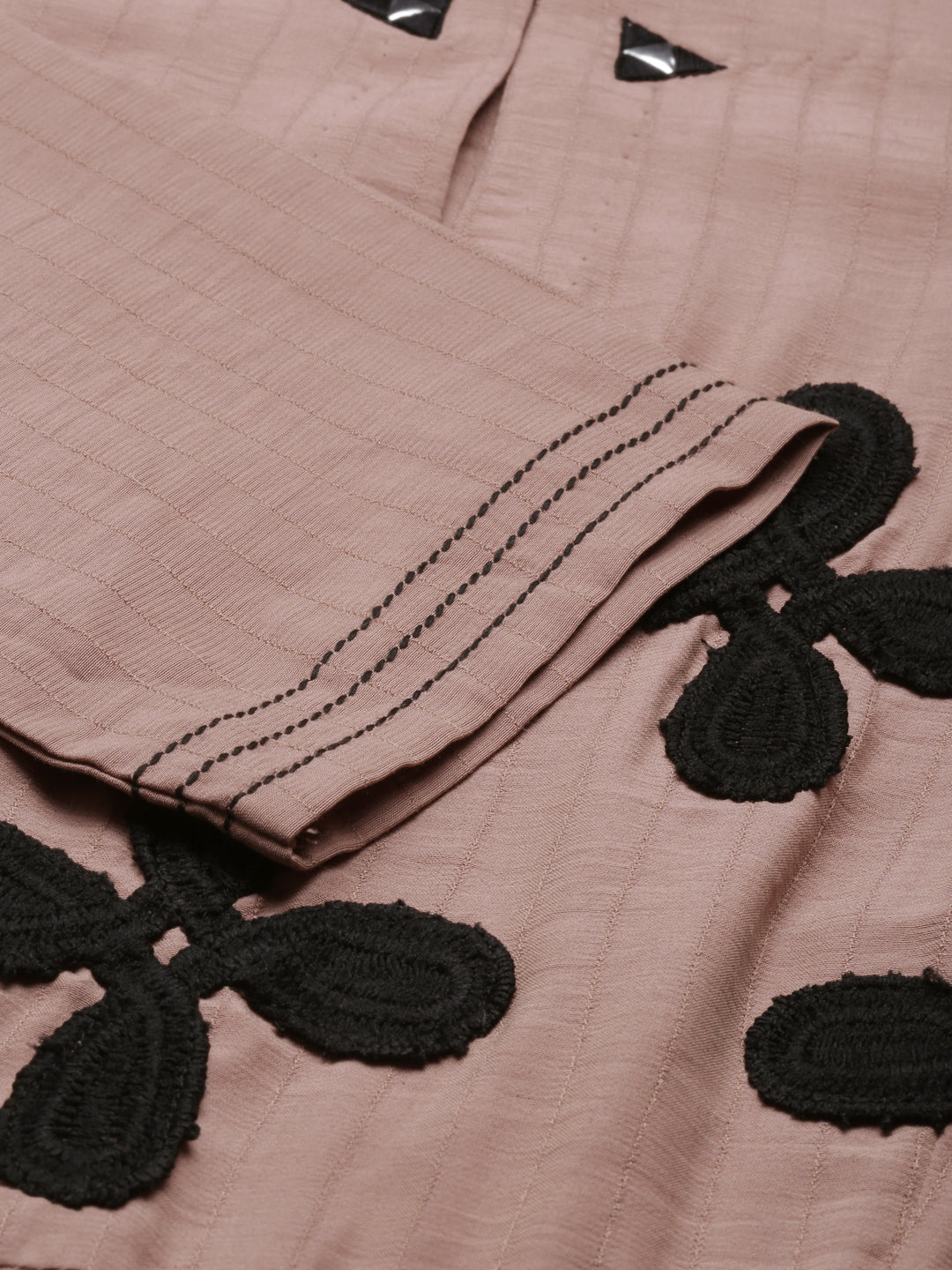 Neerus Pink muslin solid kurti - detail view 4