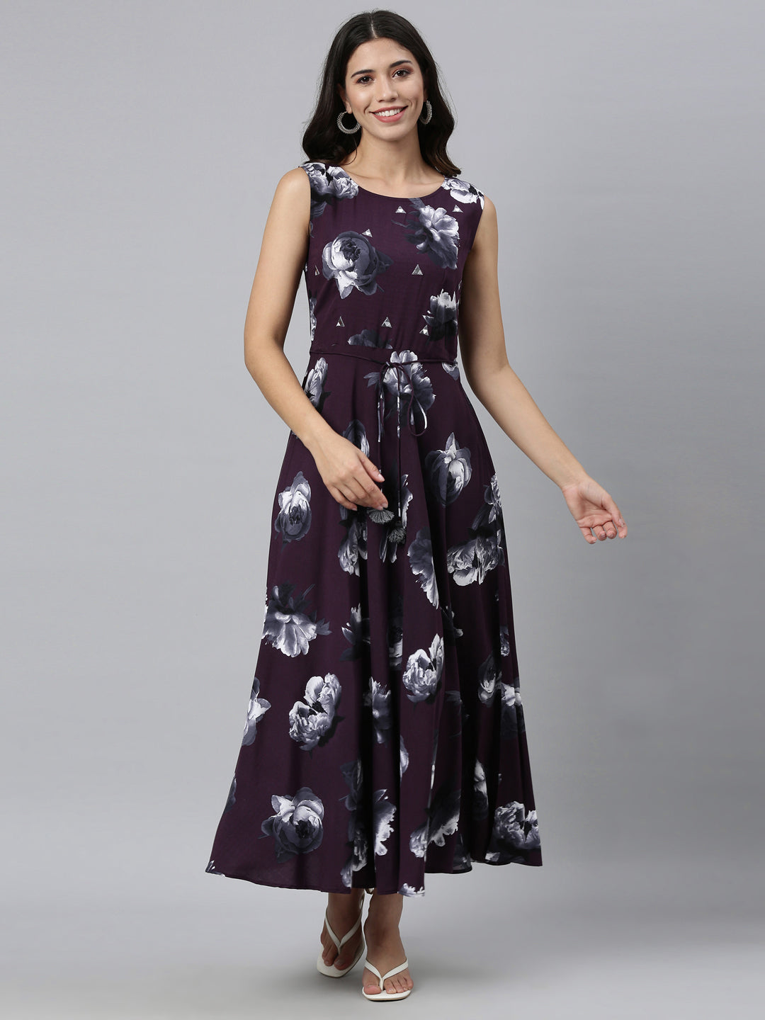 Neerus Purple rayon printed kurti A-line silhouette - detail view 4