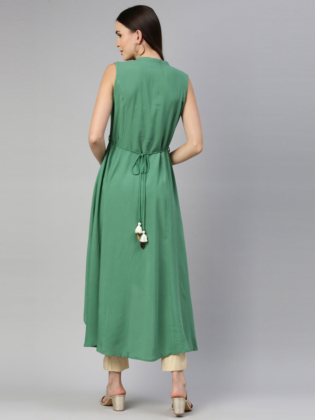 Neerus Green viscose rayon thread embroidered kurti - detail view 2