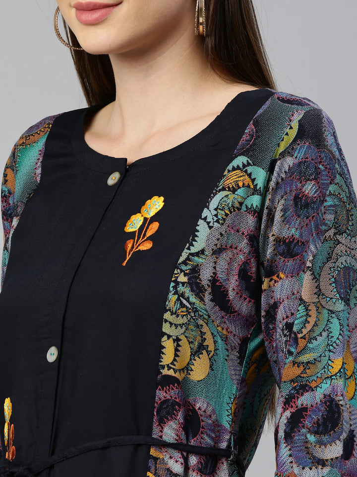 Neerus Blue rayon straight kurta - detail view 5