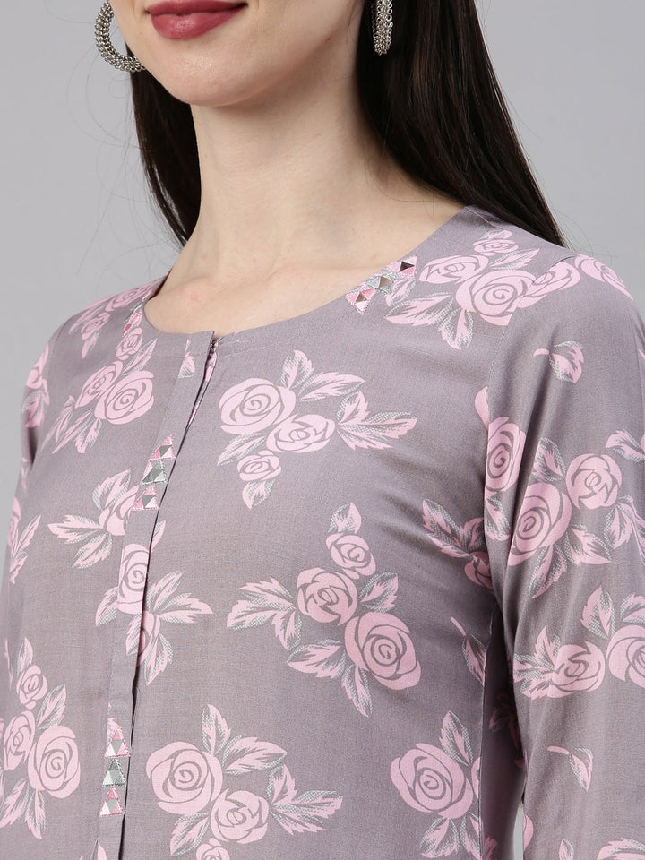 Neerus Grey rayon printed kurti - detail view 5