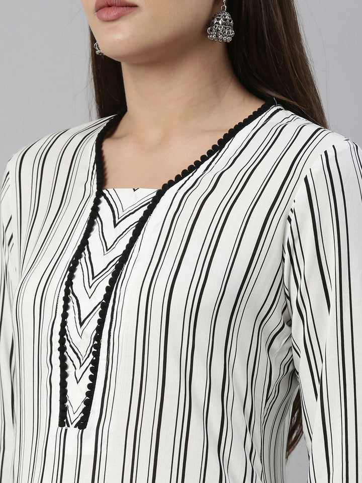 Neerus White rayon straight kurta set with palazzo - detail view 5