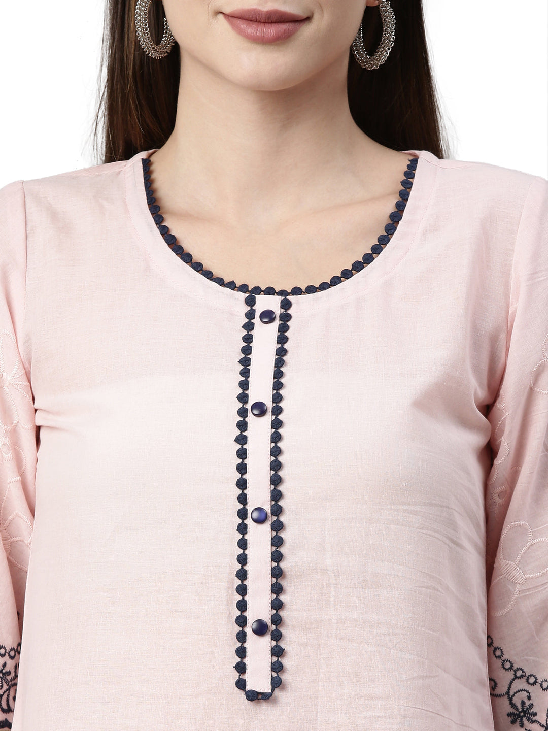 Neerus Pink jute cotton embroidered kurta set - back view