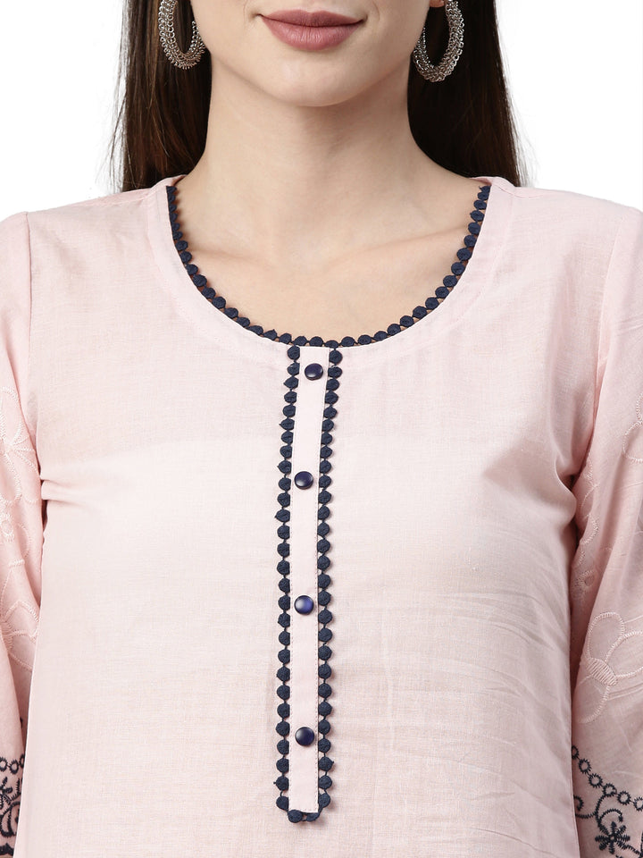 Neerus Pink jute cotton embroidered kurta set - back view
